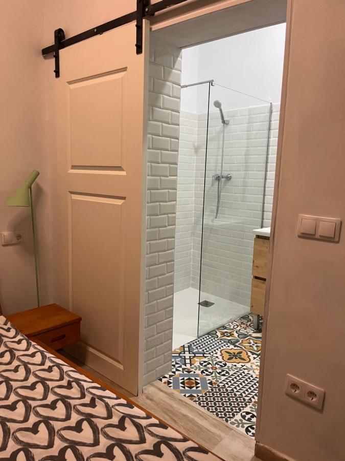 Alzira Bonita Habitacion Verde Con Bano Privado Hotell Exteriör bild